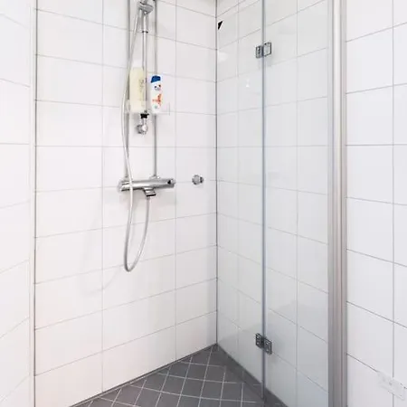 Cozy Roomy Flat Next To Tram Stop @ Kallio