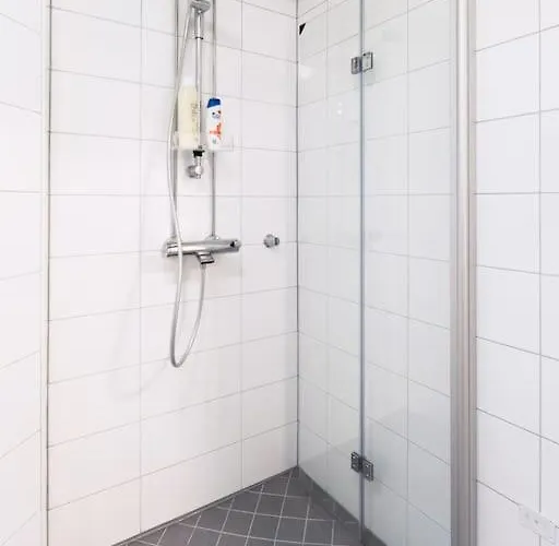 Cozy Roomy Flat Next To Tram Stop @ Kallio