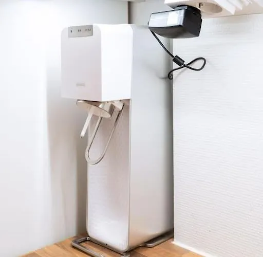 Cozy Roomy Flat Next To Tram Stop @ Kallio Apartmán