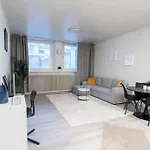Cozy Roomy Flat Next To Tram Stop @ Kallio 公寓 赫尔辛基